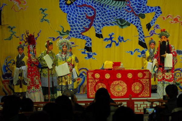 冬至雅会展风华 国剧传承育新苗——北师大本质中学国剧团《满庭芳》戏曲专场收效举办